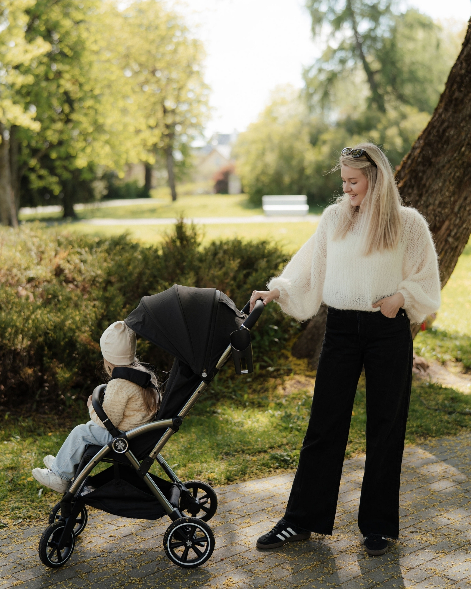 Mamoa M1 Pango Black kergkäru (15)