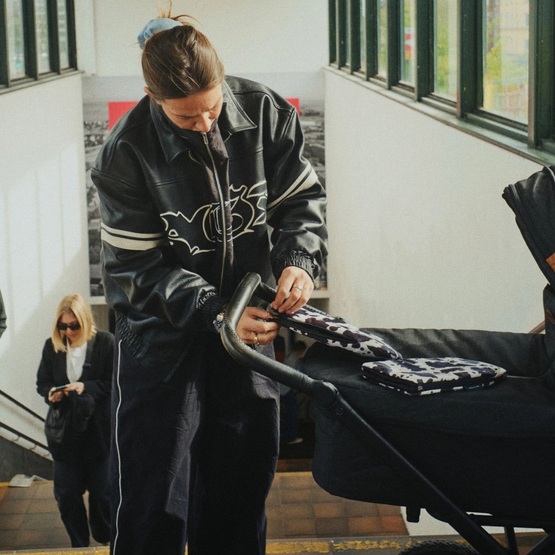 Kong.Walther Print Stroller Gloves - Image 3